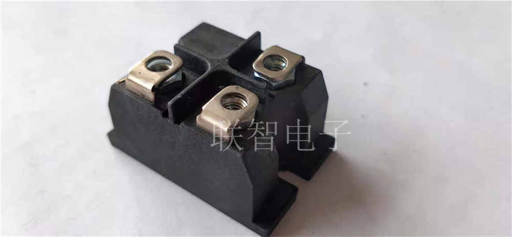 薄膜電阻和厚膜電阻的*大區別是什么？